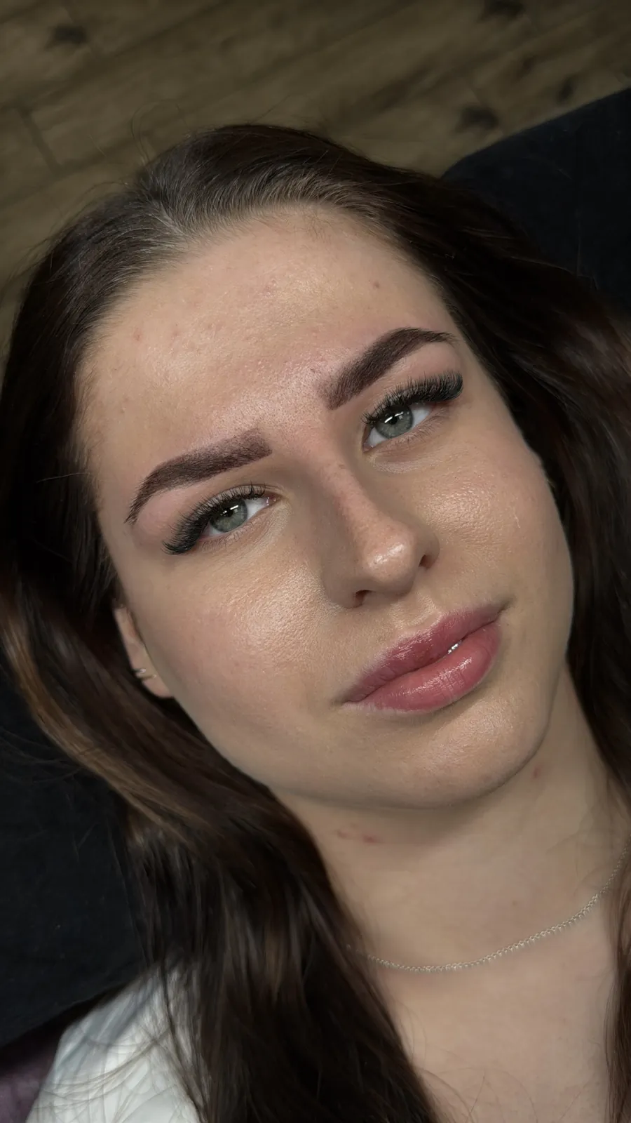 Efekt stylizacji brwi i rzęs klientka Glowbrow Rawa Mazowiecka